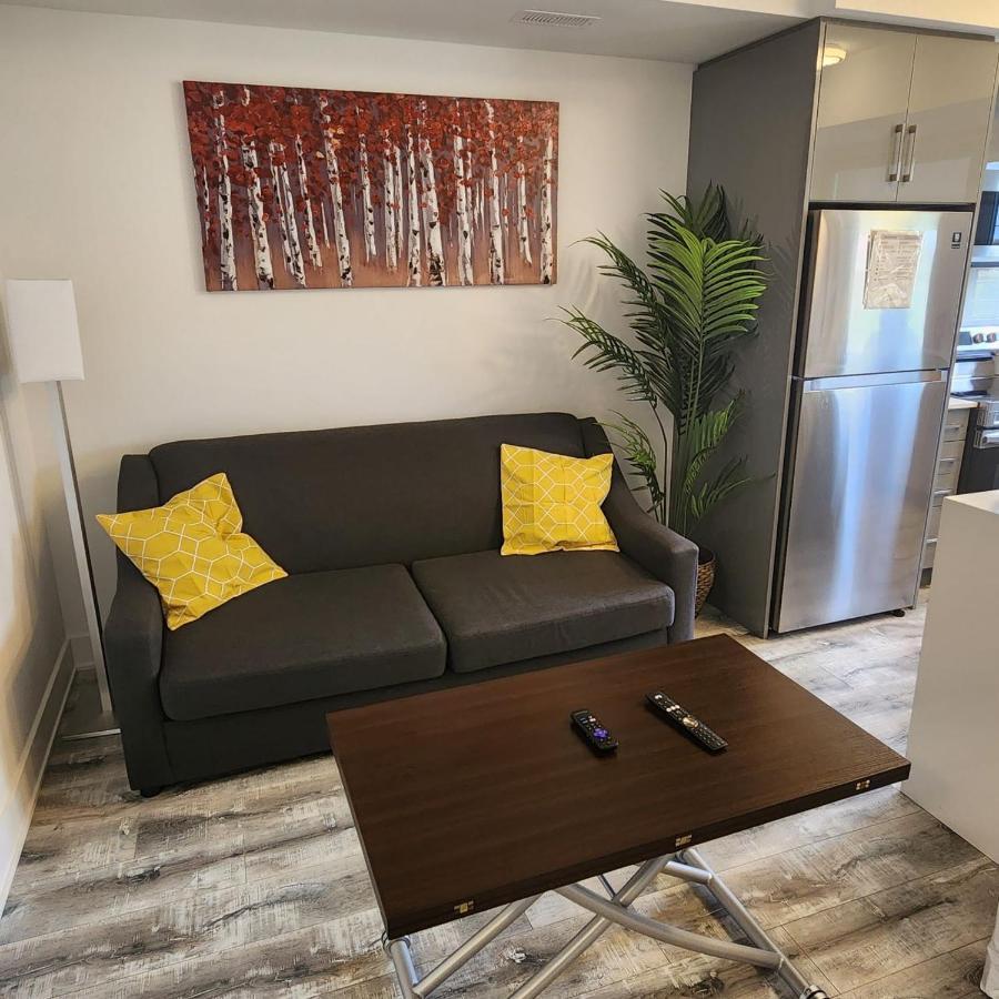 Stylish Townhome Gem With Several Amenities Just Minutes To The Falls Niagara Bagian luar foto