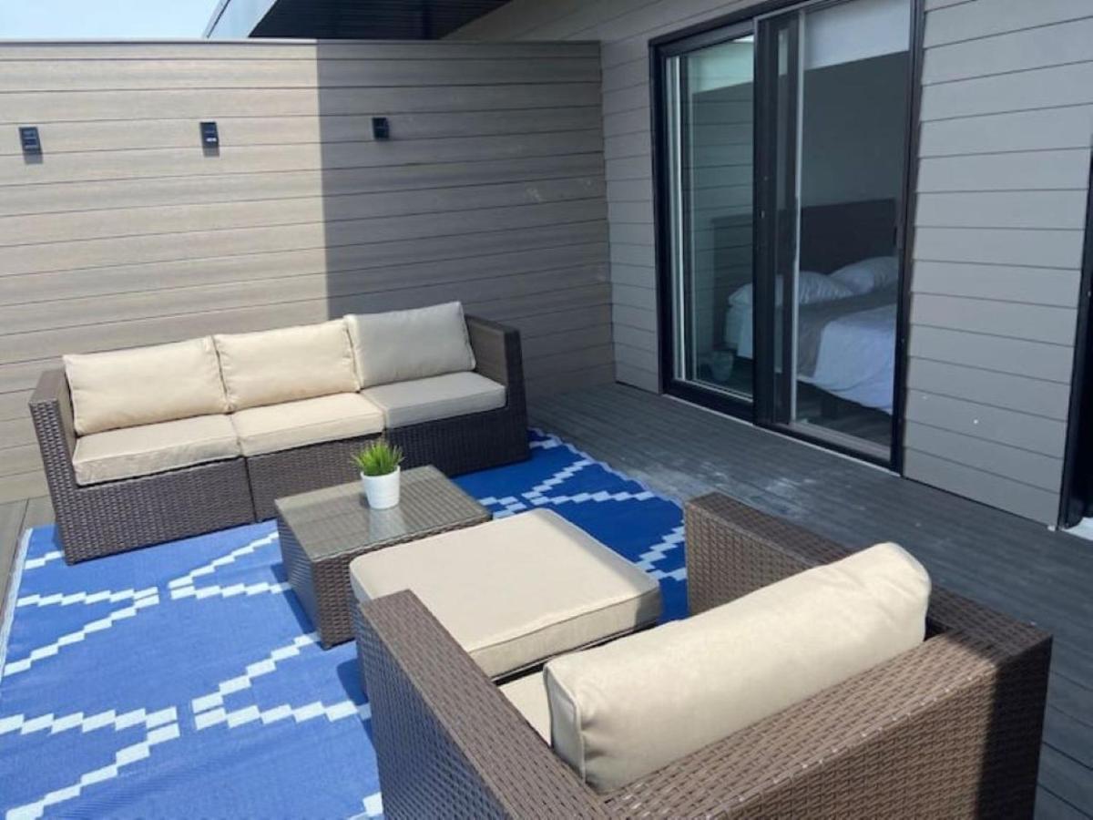 Stylish Townhome Gem With Several Amenities Just Minutes To The Falls Niagara Bagian luar foto