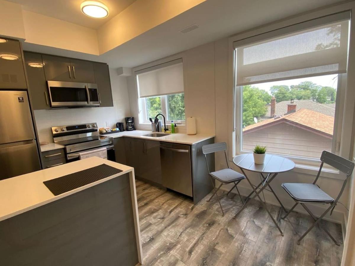 Stylish Townhome Gem With Several Amenities Just Minutes To The Falls Niagara Bagian luar foto